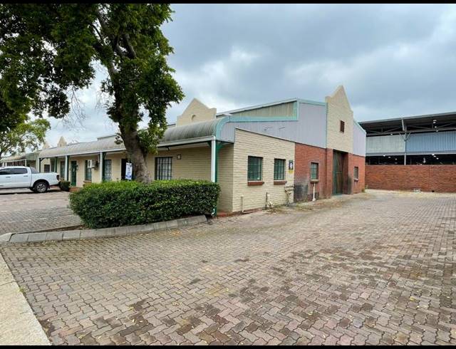 INDUSTRIAL PROPERTY TO RENT IN HENNOPSPARK